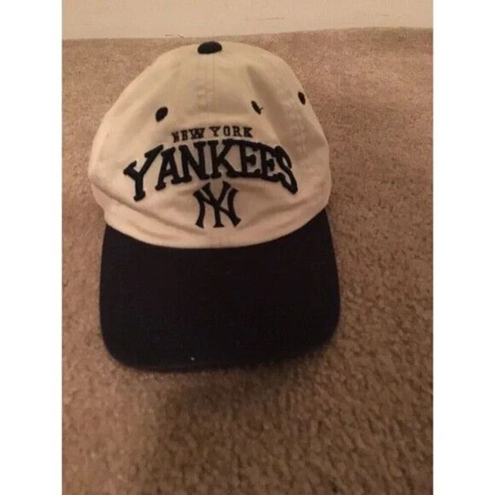 PUMA Adult Unisex BaseBall Cap Hat "New York Yankees"  Multi-Color